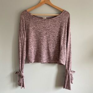 Long sleeve tie crop top